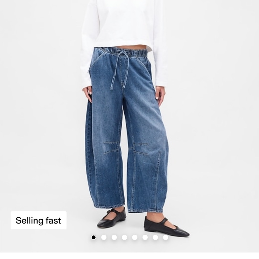 GAP Mid Rise UltraSoft Easy Horseshoe Jeans | X-Small Petite